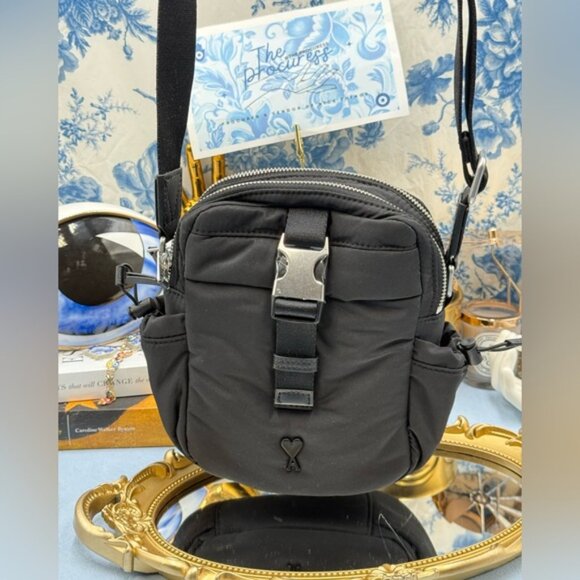 🆕 AMI PARIS 🧿 NWOT Black Ami de Coeur Crossbody Pocket Pouch - Picture 2 of 16